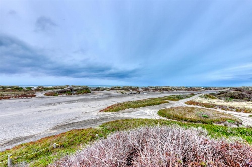 Eureka Apartments image 11